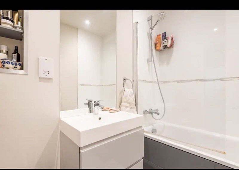 Bristol Room in a Shared Flat, Catherines House, BS3 To Rent Now