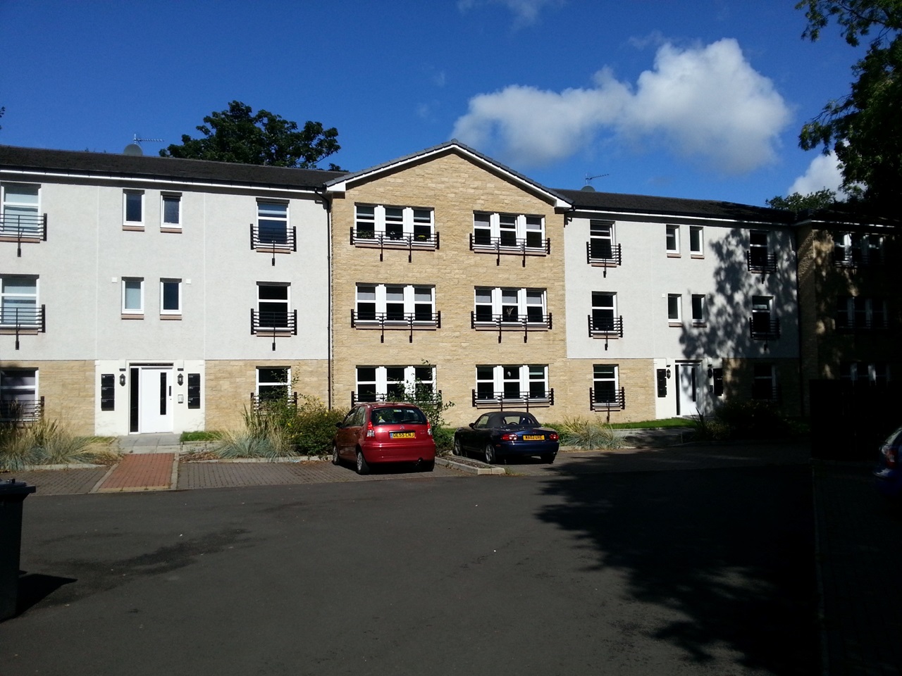 Blantyre, Glasgow 2 Bed Flat, Main Street, G72 To Rent Now for £695.00 p/m