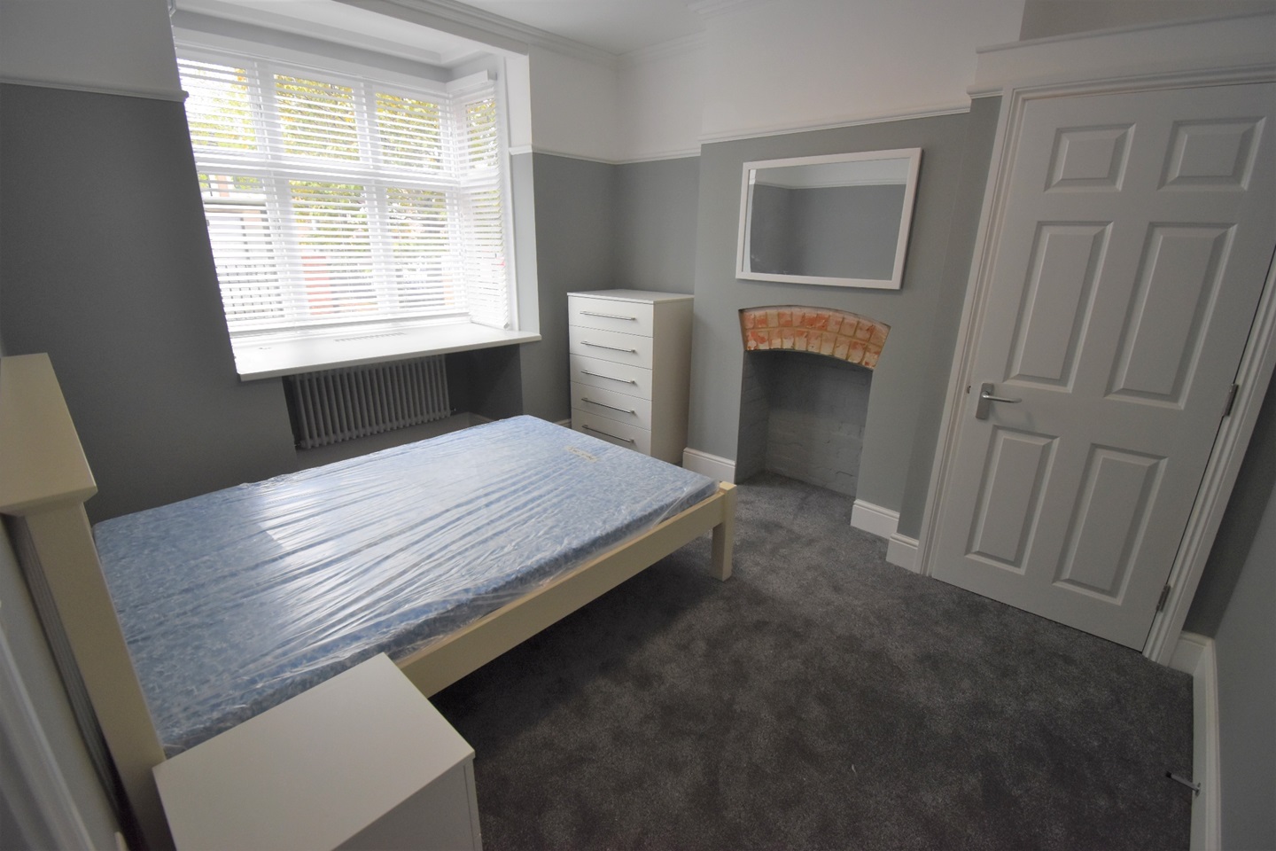 Reading 7 Bed SemiDetached House, Northumberland Avenue, RG2 To