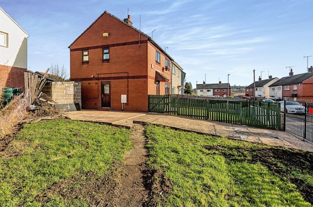 Elsecar, Barnsley 3 Bed SemiDetached House, Welland Crescent, S74 To Rent Now for £700.00 p/m