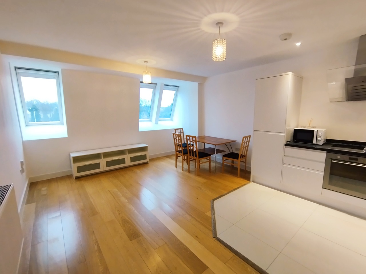 Sutton 1 Bed Flat, Leben Court, SM1 To Rent Now for £1,400.00 p/m