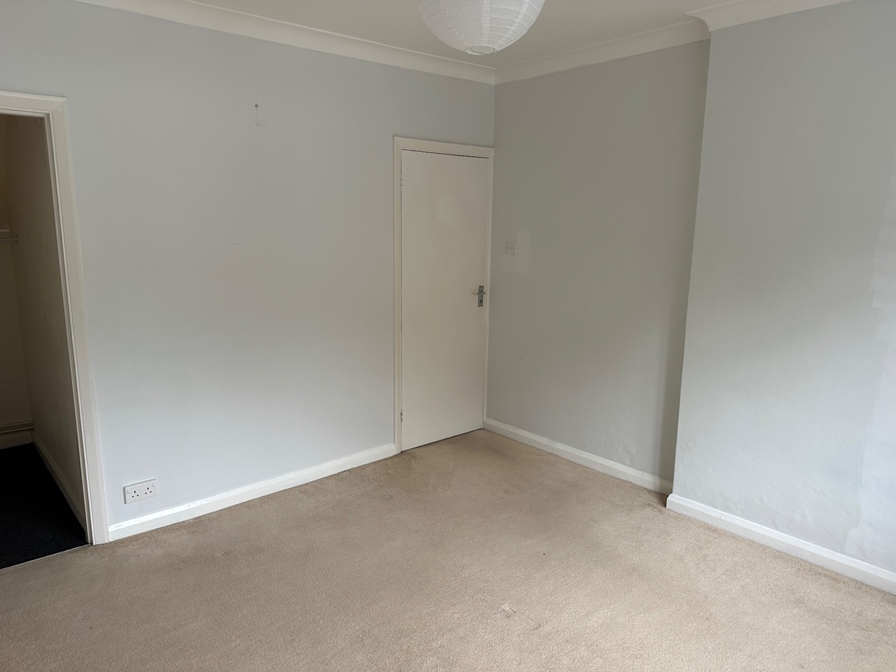 Haywards Heath 2 Bed Flat, Ormerod Court, RH16 To Rent Now for £