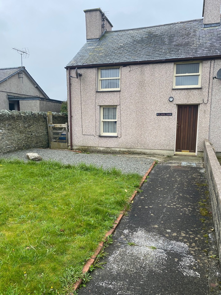 Anglesey 2 Bed SemiDetached House, Wesley Street, LL65 To Rent Now