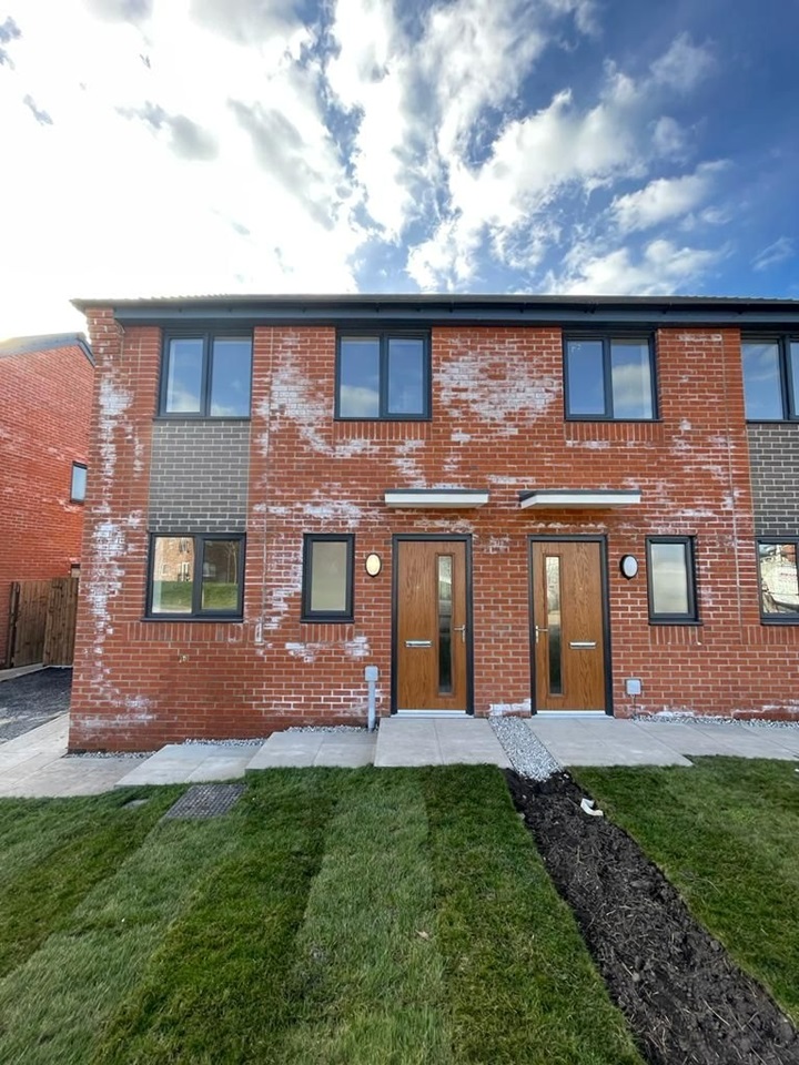 Winsford 3 Bed SemiDetached House, Balwen Close, CW7 To Rent Now for £1,095.00 p/m