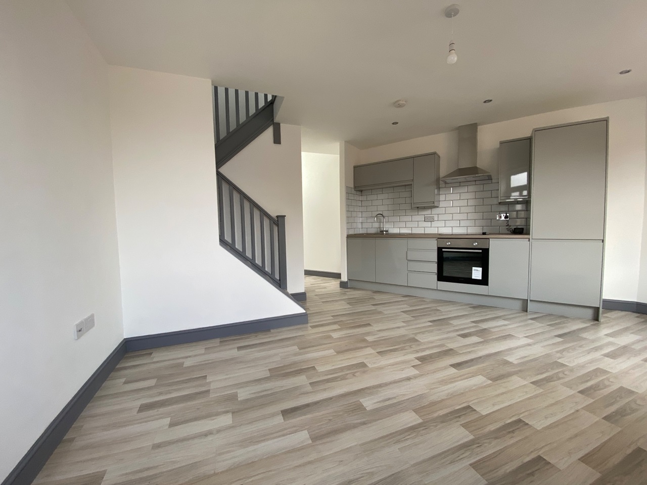 Kettering 2 Bed Detached House, Wilson Terrace, NN16 To Rent Now