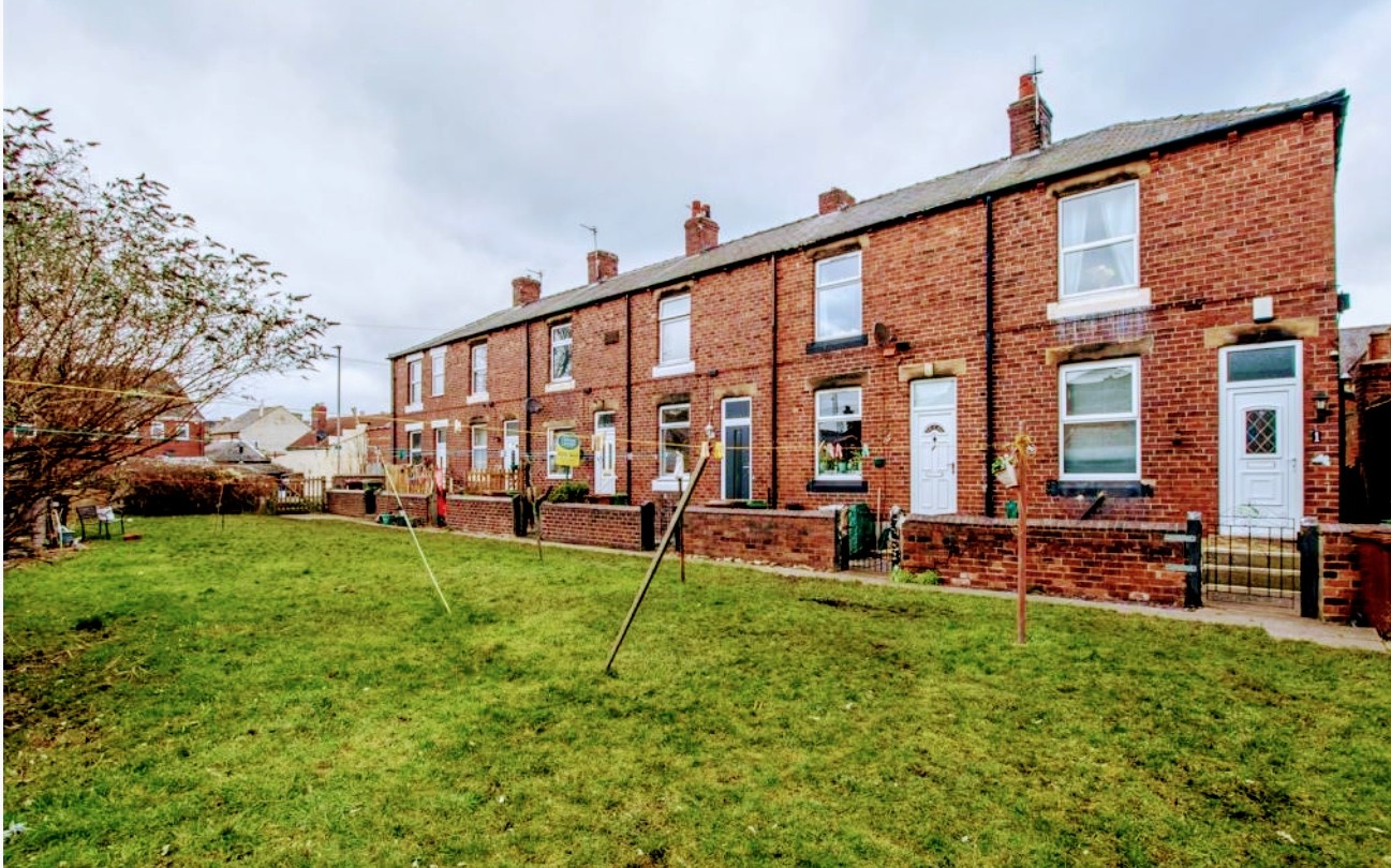 Ossett 1 Bed Terraced House, Oakwood Cottages, WF5 To Rent Now for