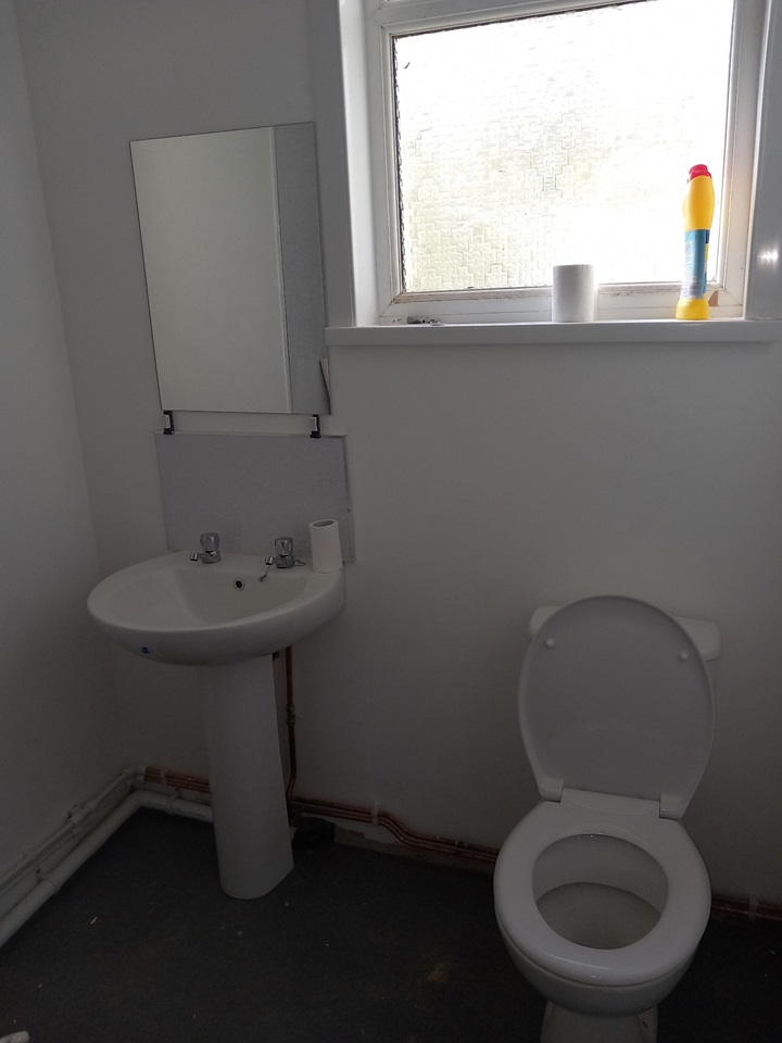 St. LeonardsOnSea 1 Bed Flat, Alma Terrace, TN37 To Rent Now for £750.00 p/m