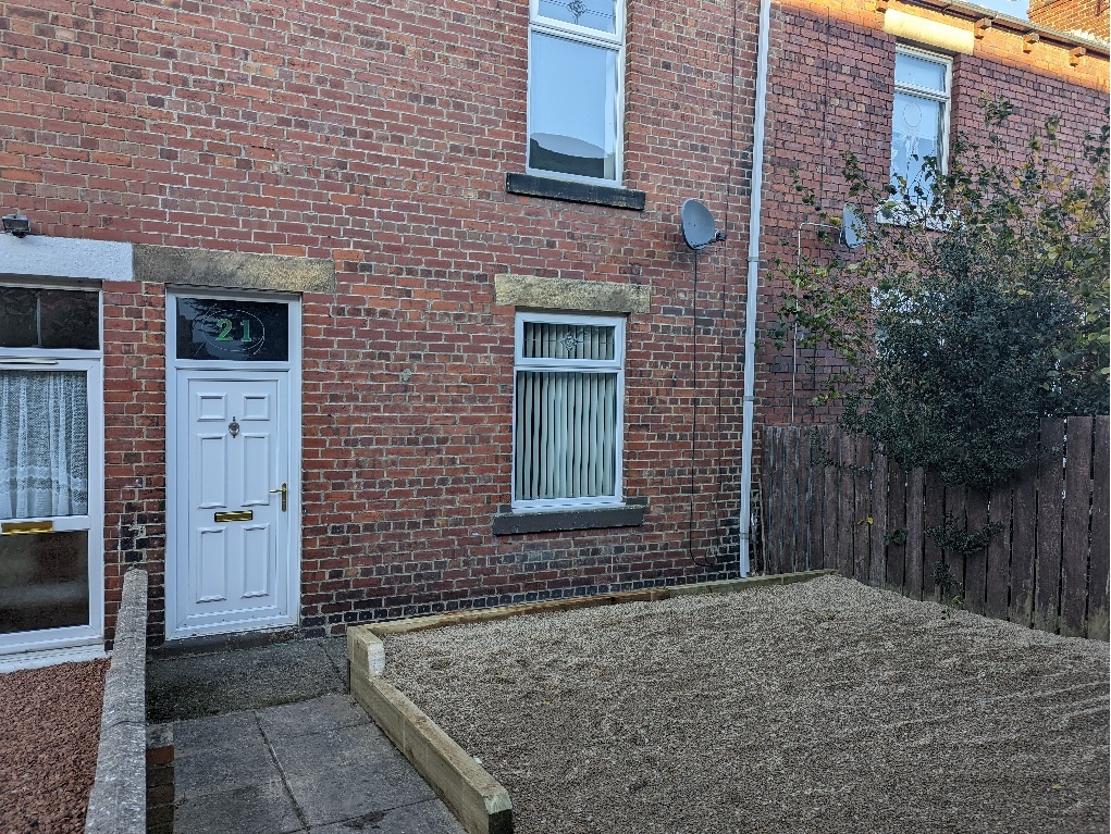 Stanley 2 Bed Terraced House, Wardle Street, DH9 To Rent Now for £