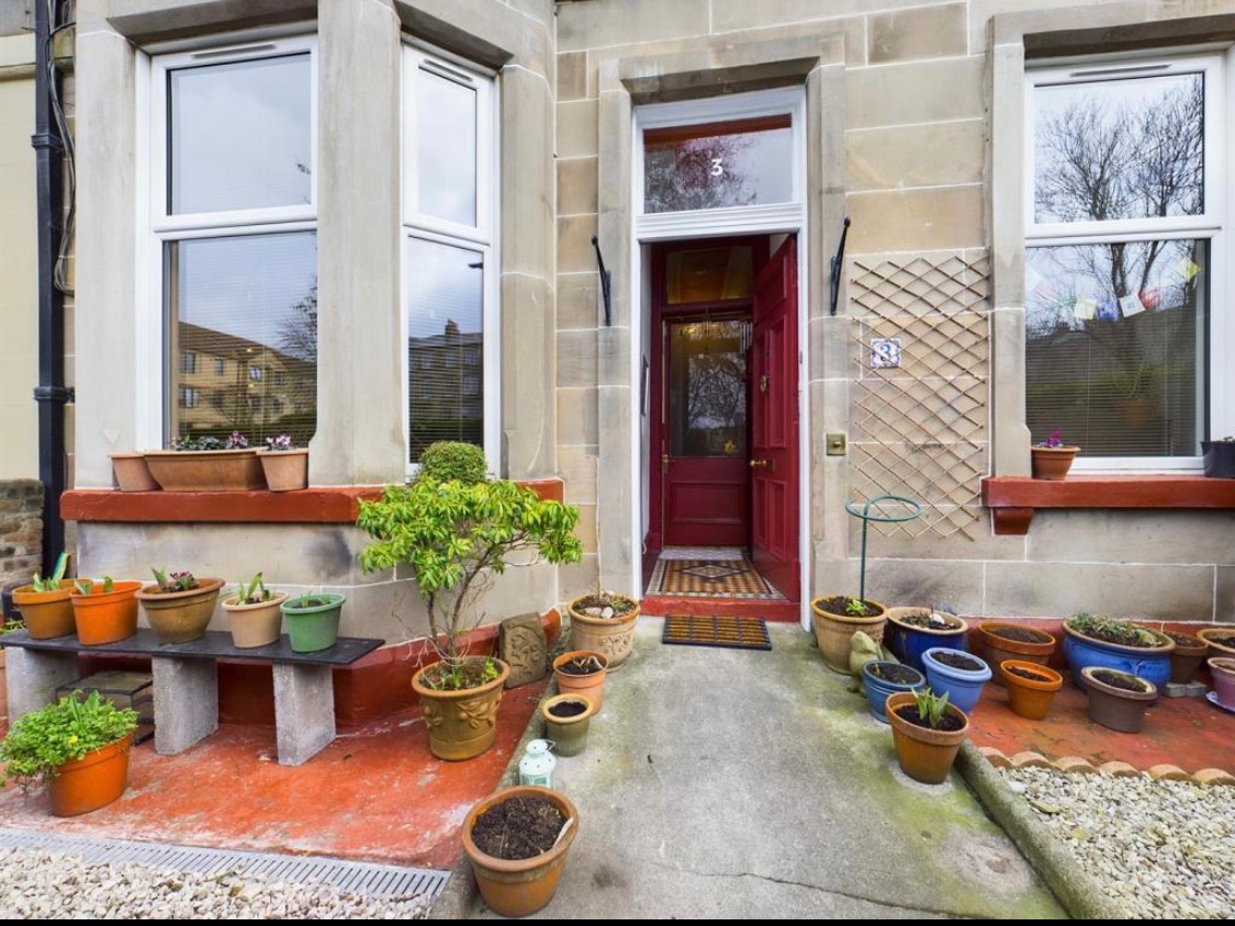 Edinburgh 4 Bed Flat, Elgin Terrace, EH7 To Rent Now for £1,750.00 p/m