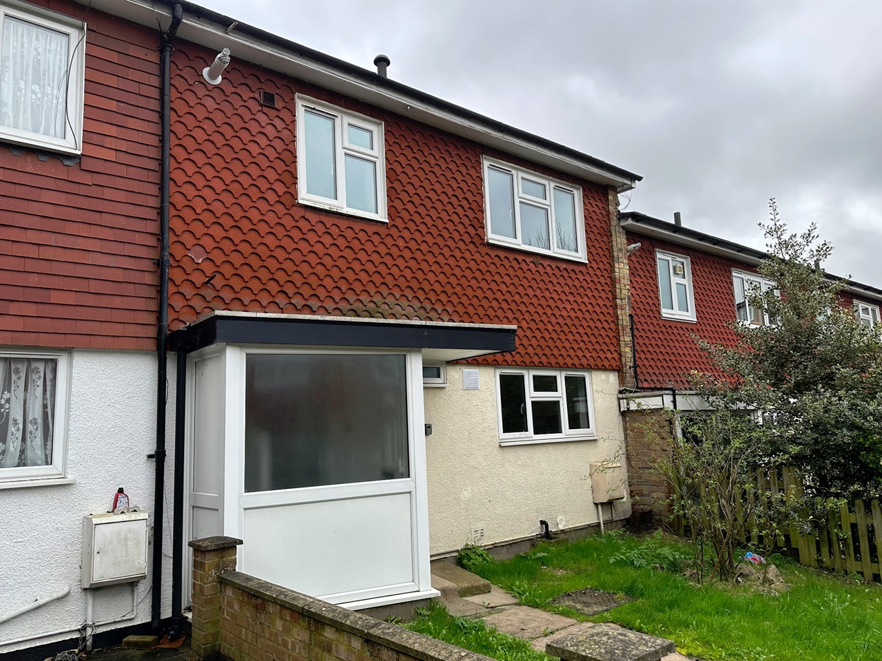 New Addington, Croydon 3 Bed Terraced House, Oak Bank, CR0 To Rent