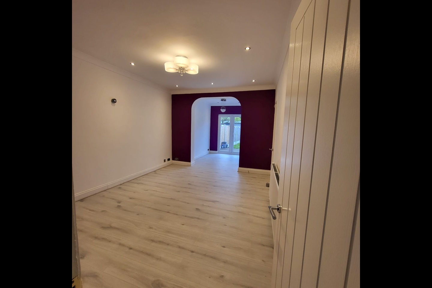 Dagenham 3 Bed Terraced House, Valence Circus, RM8 To Rent Now for