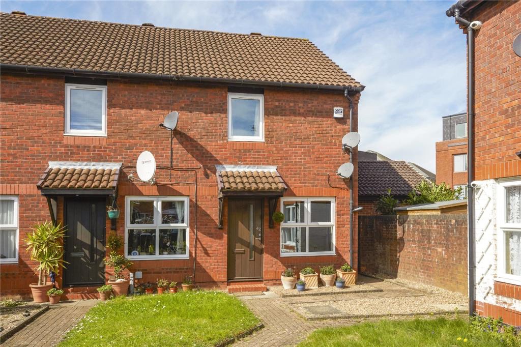 Epsom 3 Bed End Terrace, Hawthorne Place, KT17 To Rent Now for £