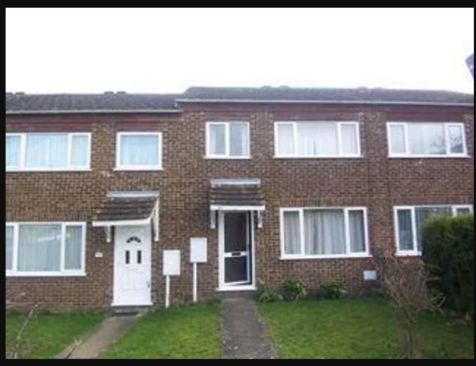 Eaglestone, Milton Keynes 3 Bed Terraced House, Golden Drive, MK6