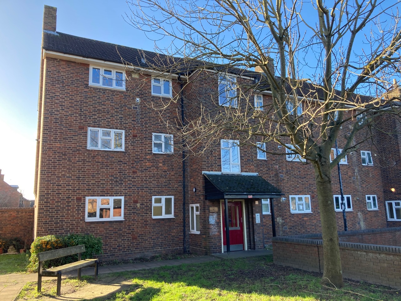 South Ockendon 1 Bed Flat, Faymore Gardens, RM15 To Rent Now for £