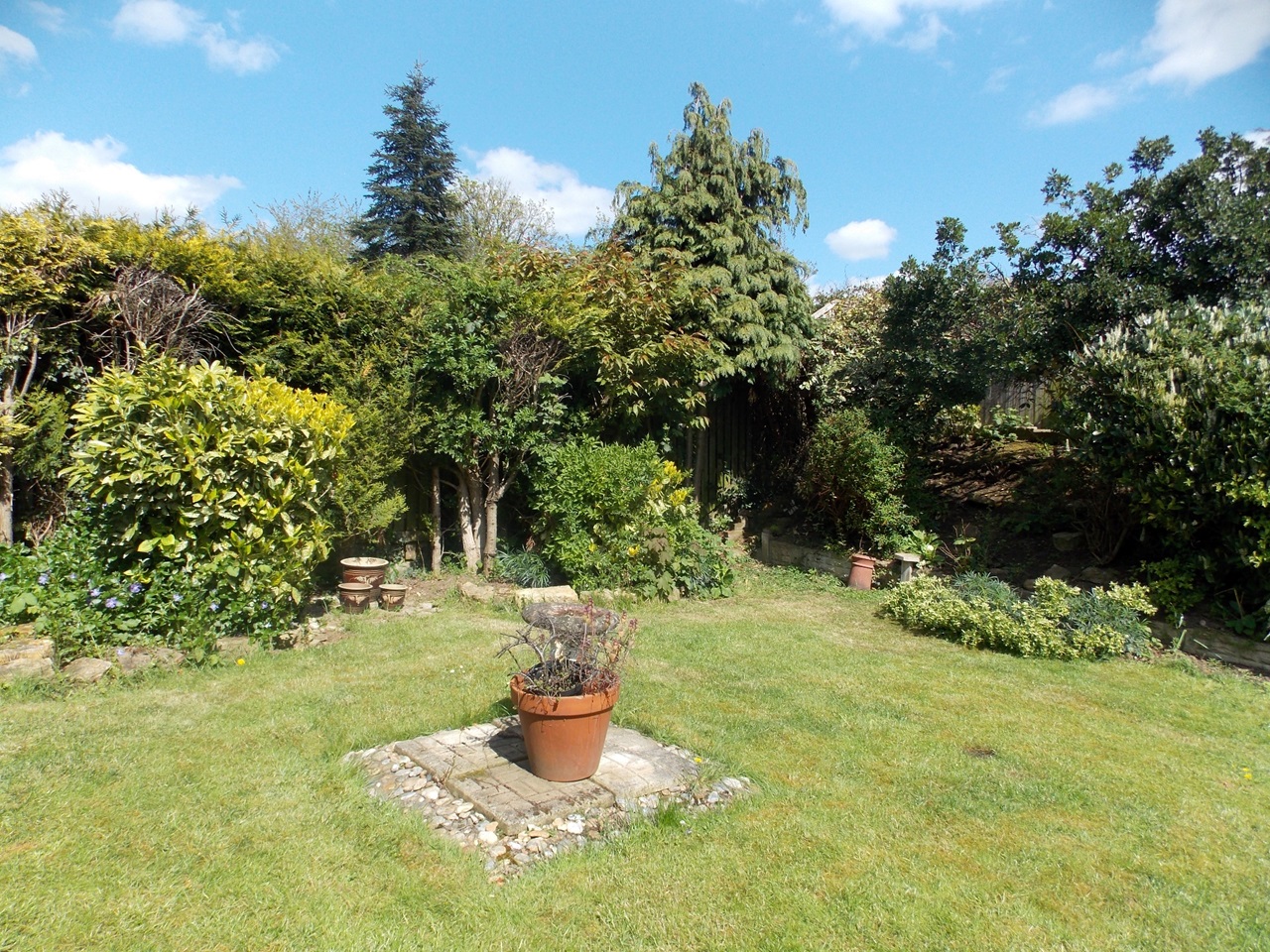 Sprotbrough, Doncaster 2 Bed Bungalow, Oak Court, DN5 To Rent Now