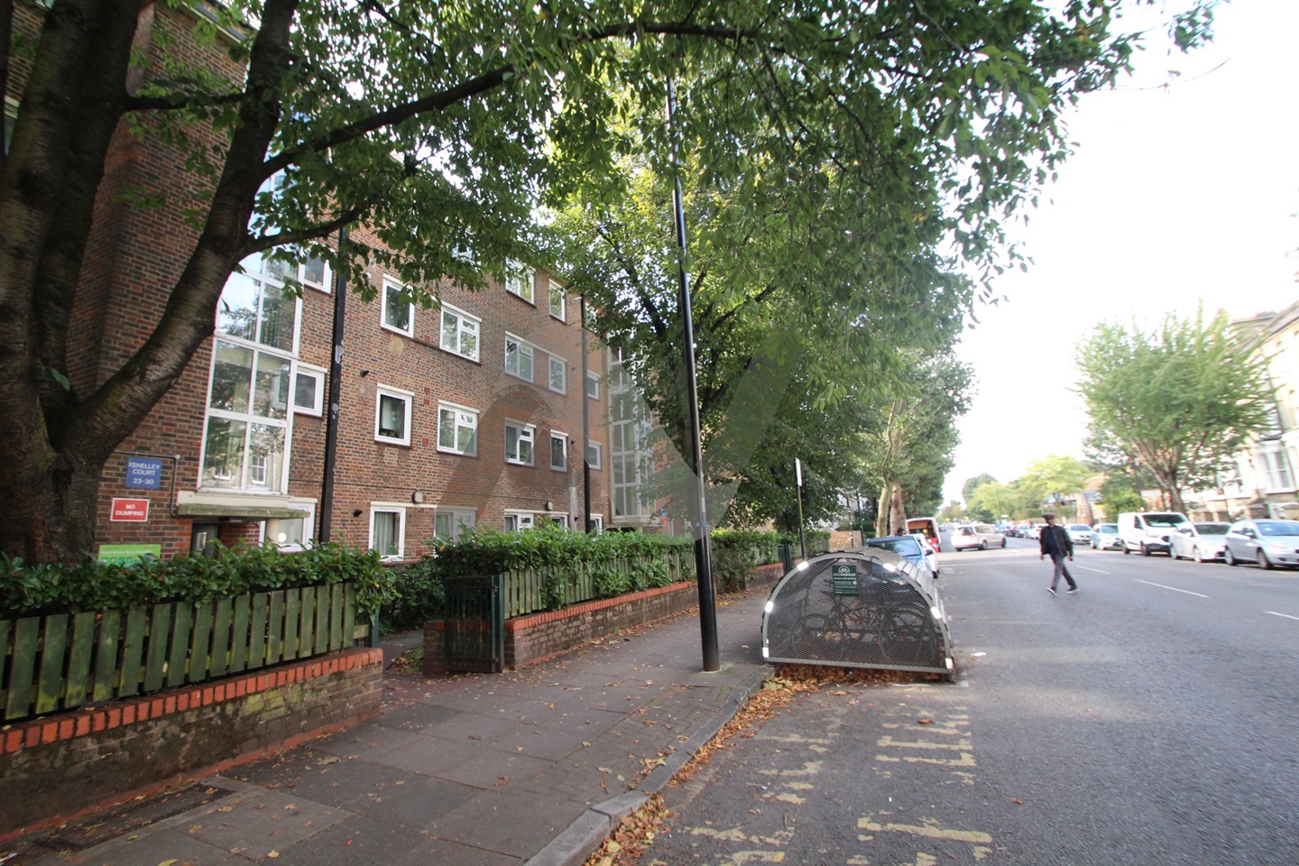 London 3 Bed Flat, Shelley Court, N4 To Rent Now for £2,450.00 p/m