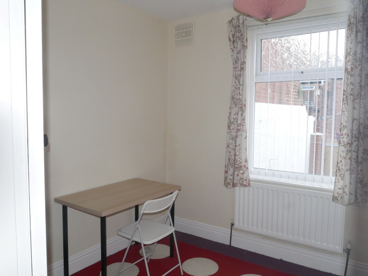 Swalwell, Newcastle Upon Tyne 2 Bed Flat, Axwell Terrace, NE16 To