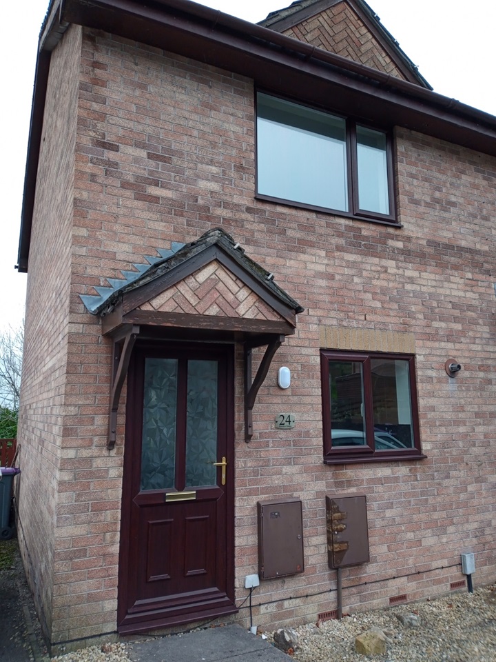 Ty Canol, Cwmbran 2 Bed SemiDetached House, Hawkes Ridge, NP44 To