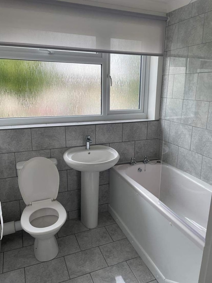 Matson, Gloucester 3 Bed Terraced House, Underhill Road, GL4 To