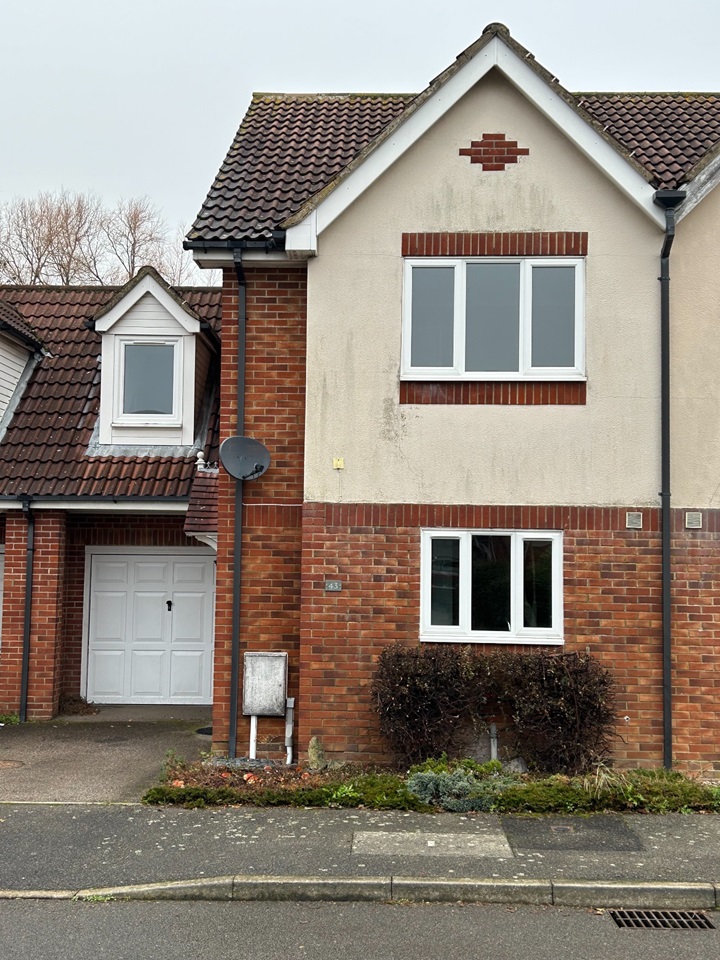 Kingsnorth, Ashford 3 Bed SemiDetached House, Park Wood Close, TN23