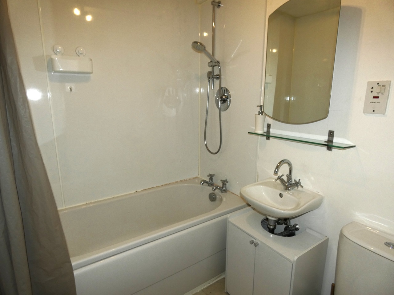 Aberdeen 2 Bed Flat, Prospect Terrace, AB11 To Rent Now for £695.00 p/m