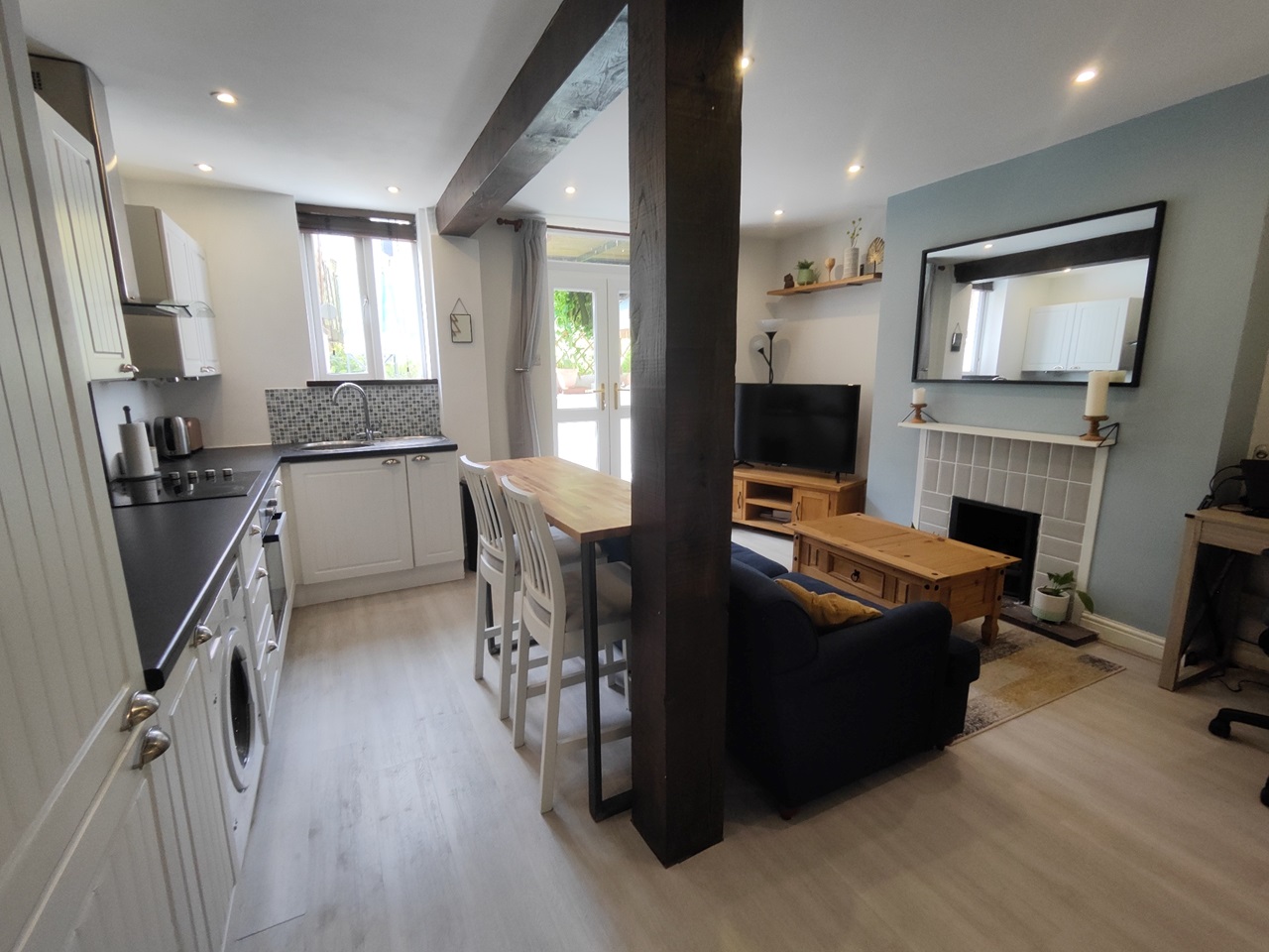 Bristol 1 Bed Flat, Warden Road, BS3 To Rent Now for £1,050.00 p/m