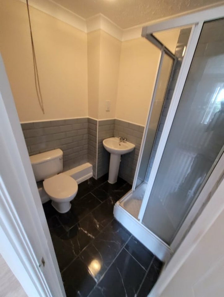 London 3 Bed Terraced House, Redbourne Drive, SE28 To Rent Now for