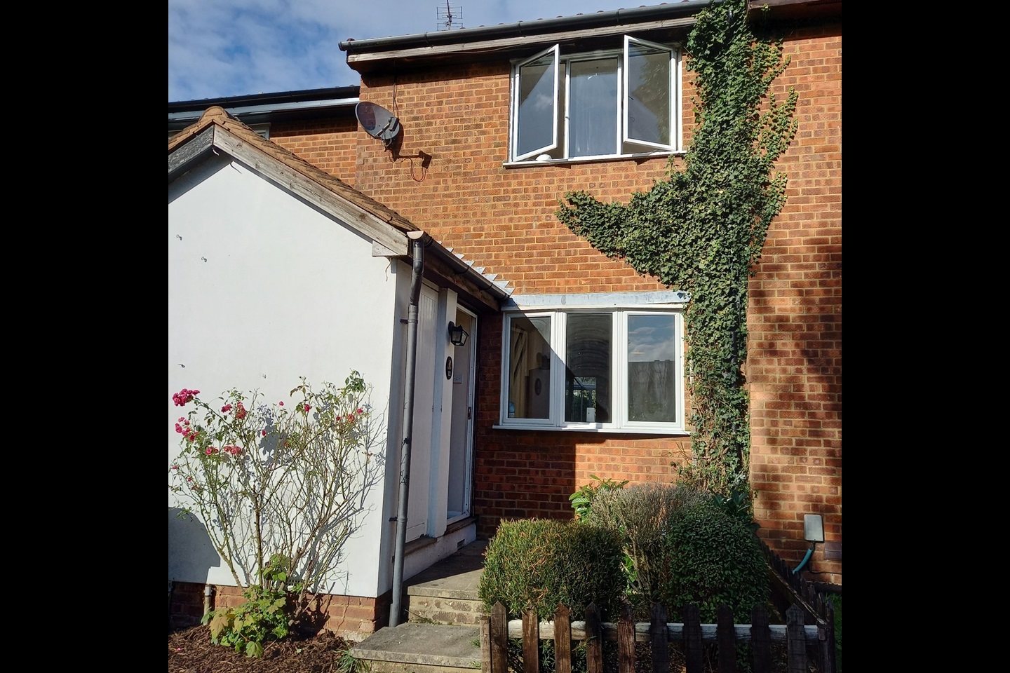 Hertford 2 Bed Terraced House, Ladywood Road, SG14 To Rent Now for