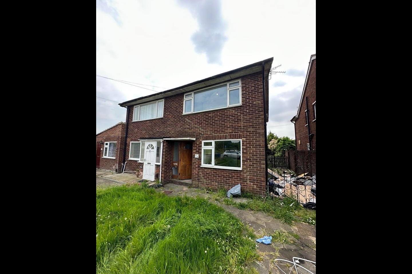 Aveley, South Ockendon 3 Bed Detached House, Stifford Road, RM15 To