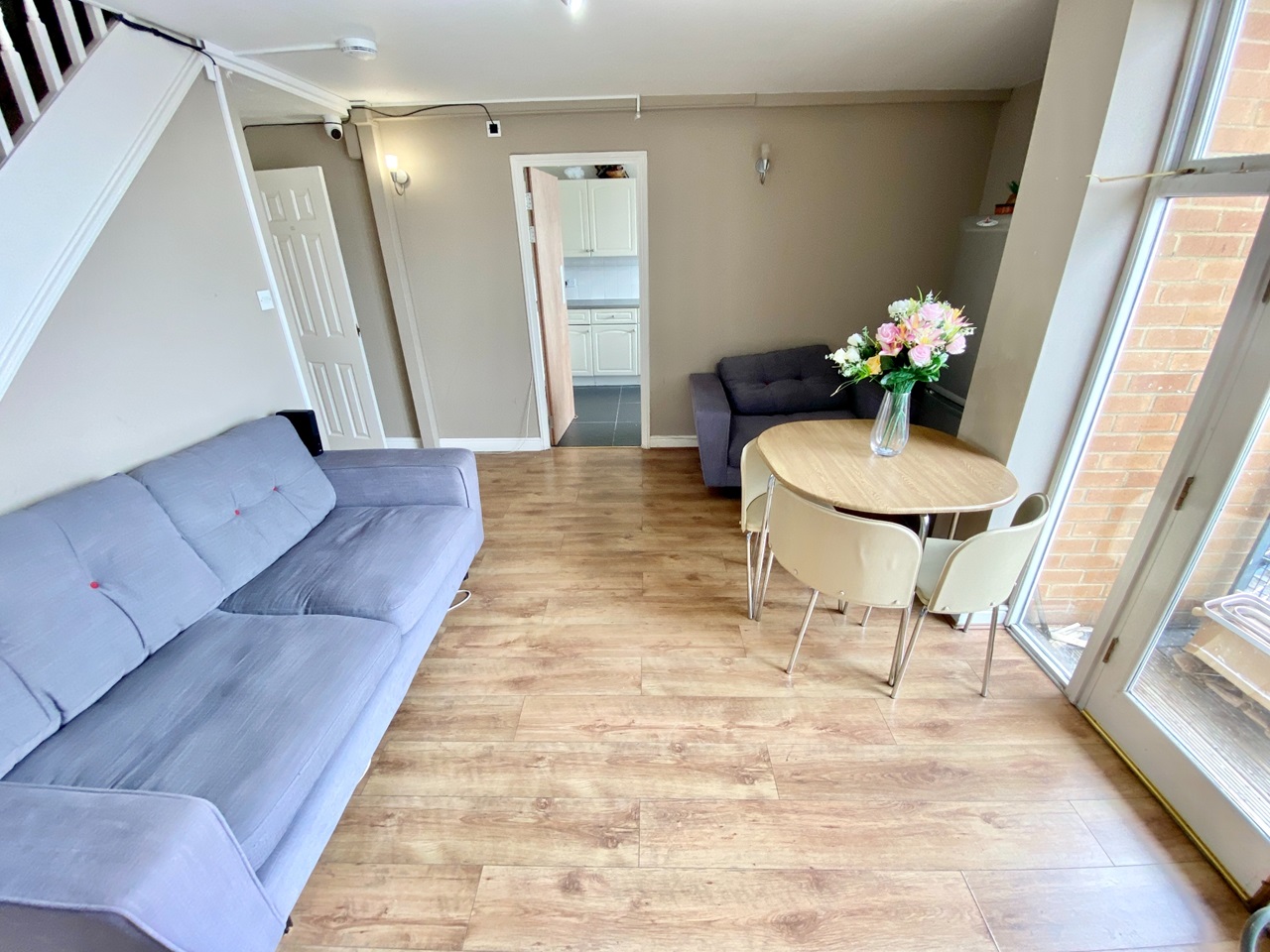 London Room in a Shared Flat, Fishguard Way, E16 To Rent Now for £