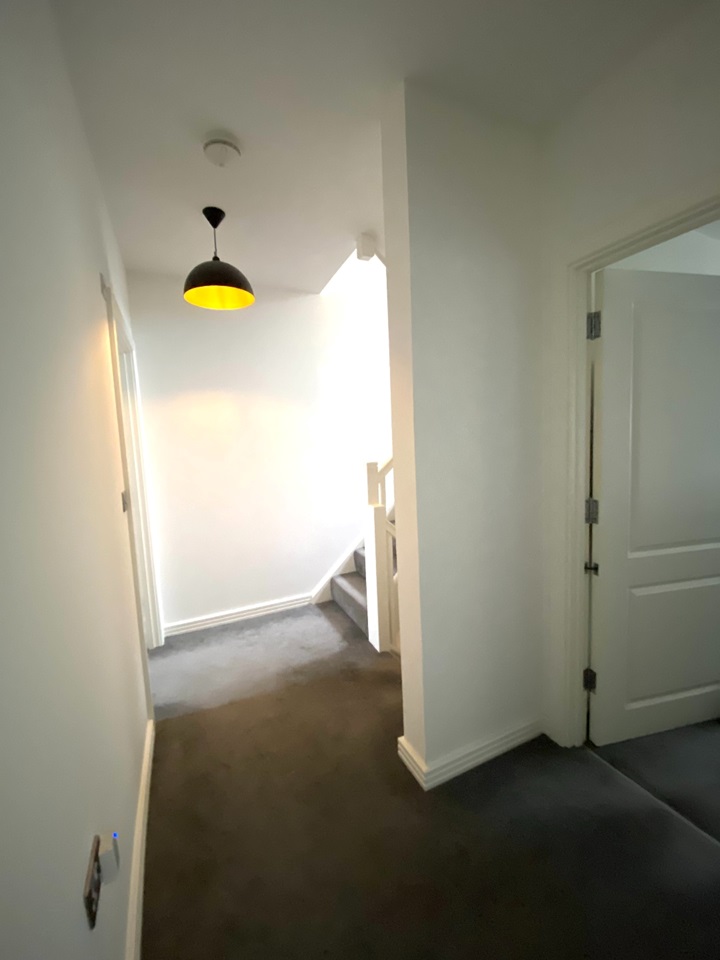 London 3 Bed Terraced House, Sturry Street, E14 To Rent Now for £