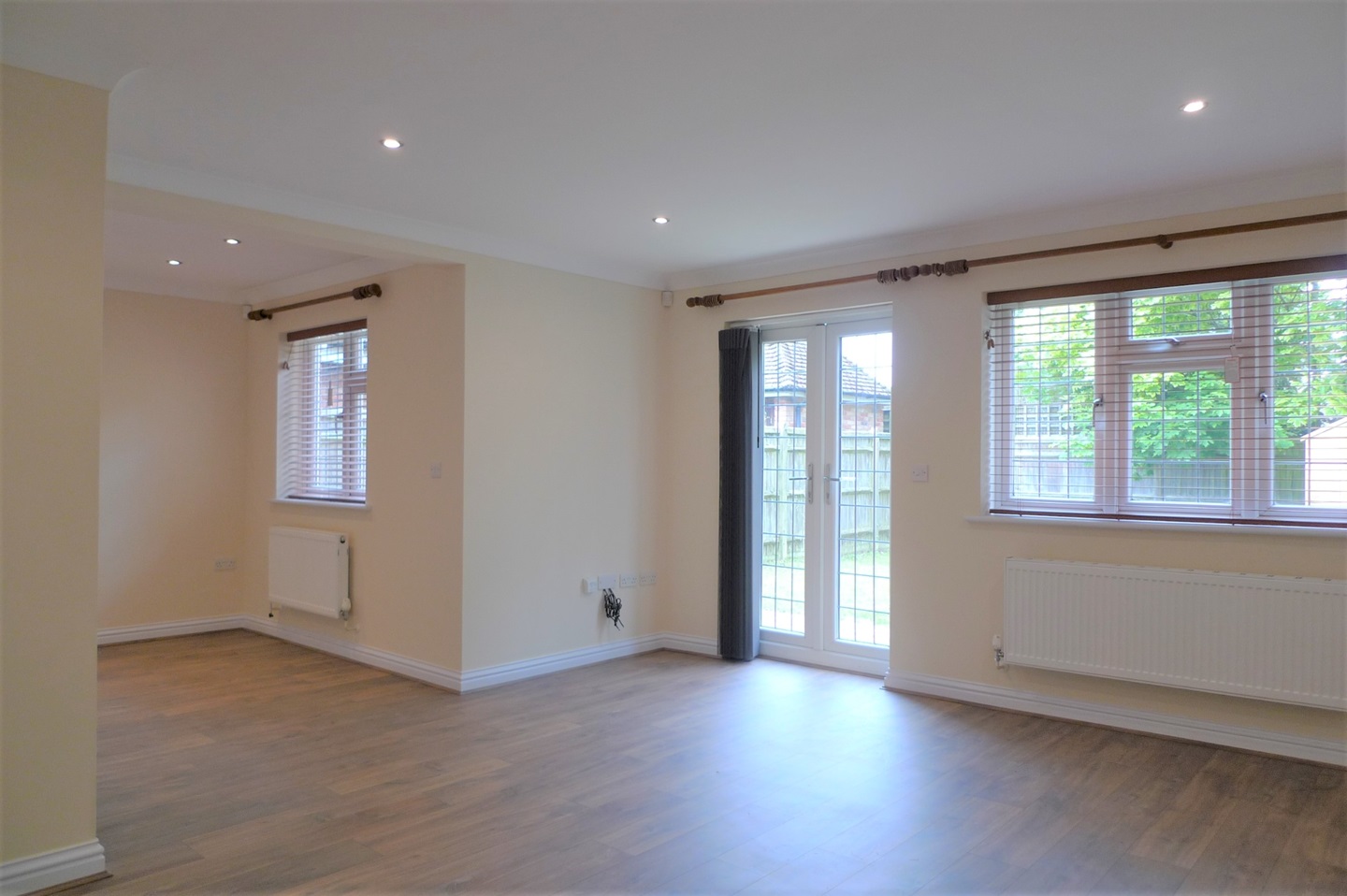 Crawley Down, Crawley 3 Bed SemiDetached House, Sunnyhill Cottages