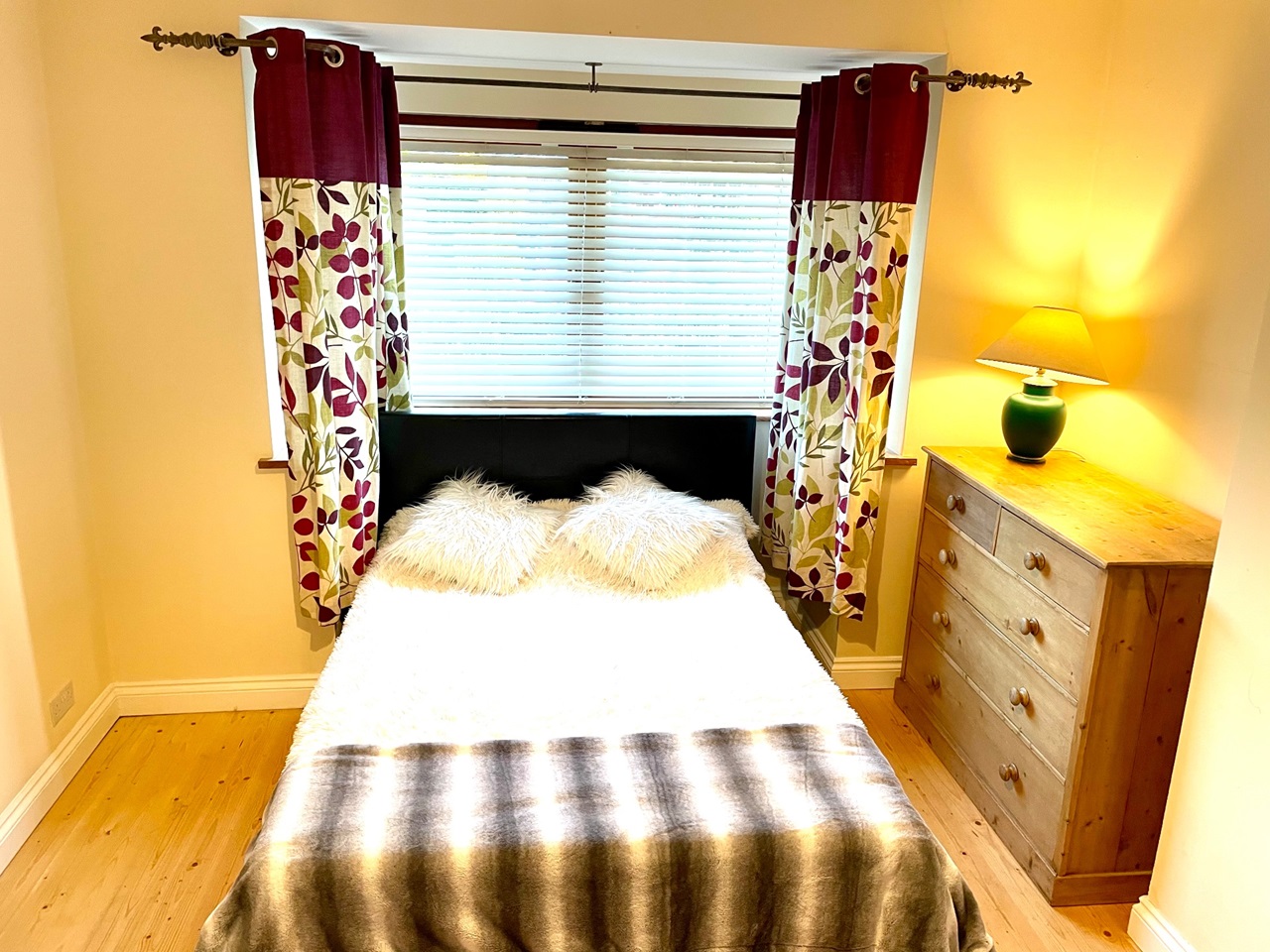 Sevenoaks Room in a Shared House, Chipstead Lane, TN13 To Rent Now for £750.00 p/m