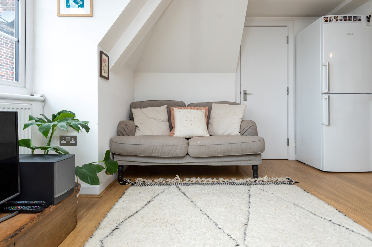 London 1 Bed Flat, Ringmer House, SE22 To Rent Now for £1,450.00 p/m