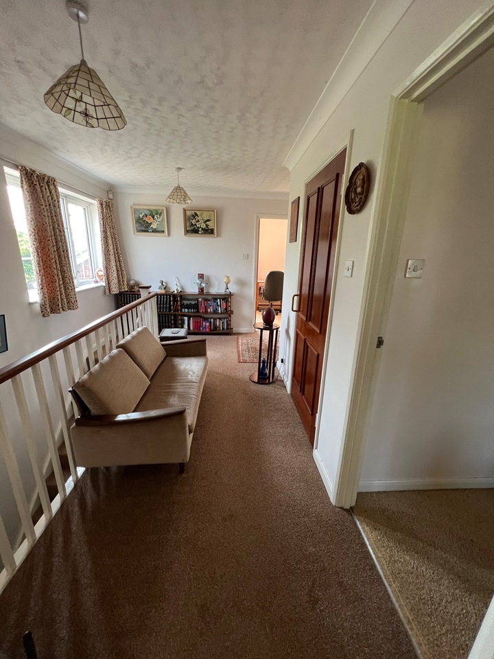 Highfields Caldecote, Cambridge Room in a Shared House, West Drive