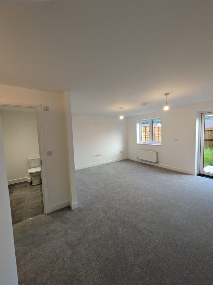 Ebbsfleet Valley, 4 Bed SemiDetached House,