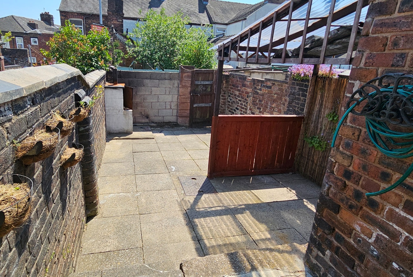 StokeOnTrent 3 Bed Terraced House, Festing Street, ST1 To Rent