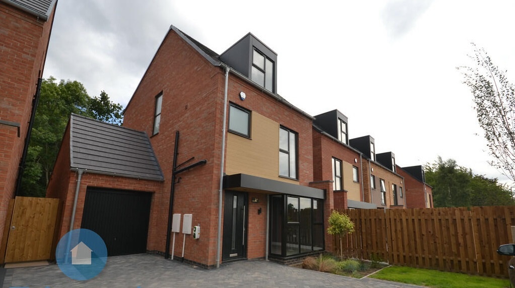 Nottingham 4 Bed Detached House, Beechdale Road, NG8 To Rent Now