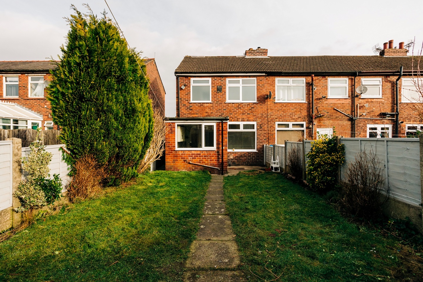 Orrell, Wigan 3 Bed SemiDetached House, Bell Lane, WN5 To Rent Now for £895.00 p/m