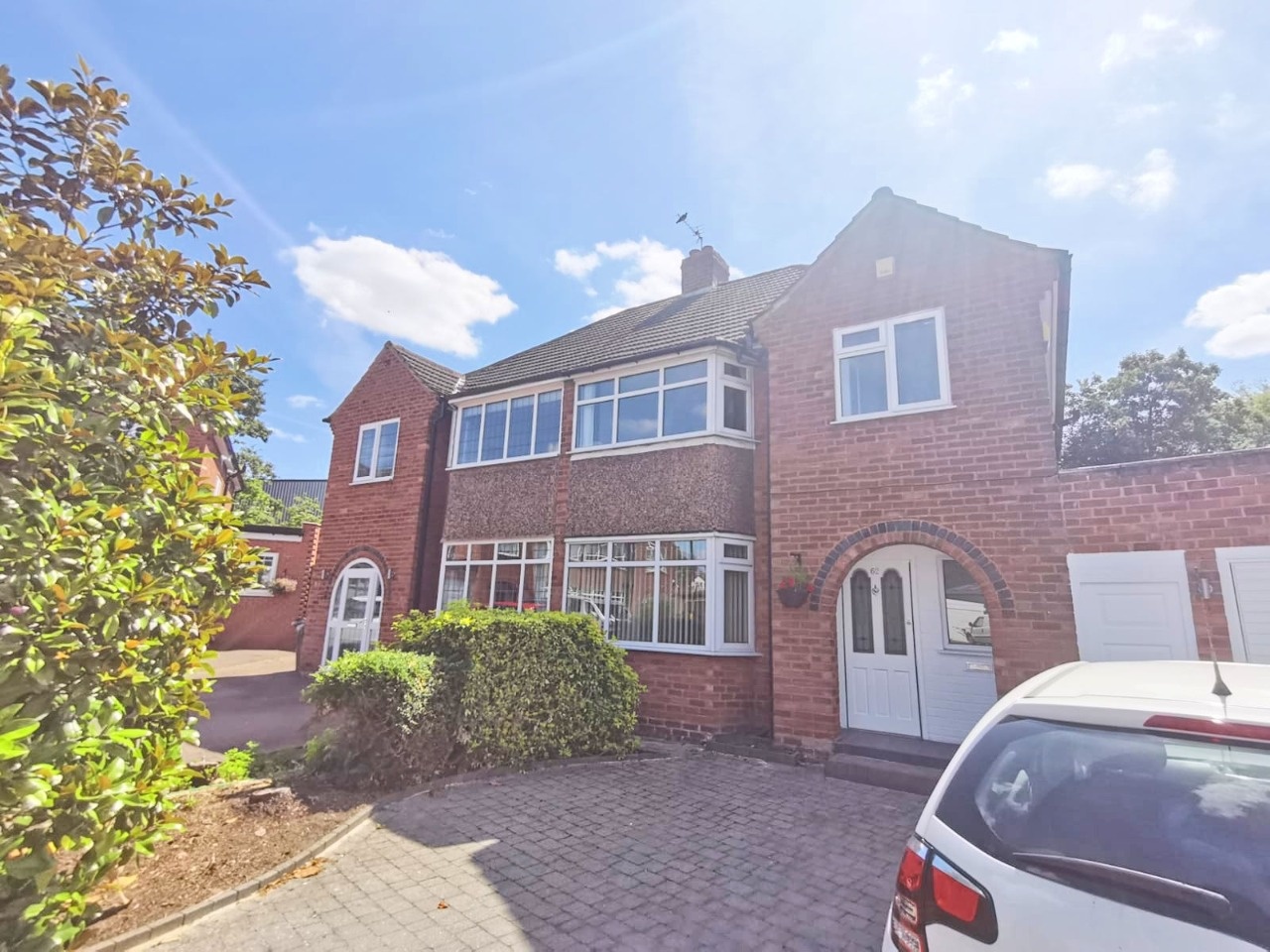 Sutton Coldfield 4 Bed SemiDetached House, Bonner Drive, B76 To