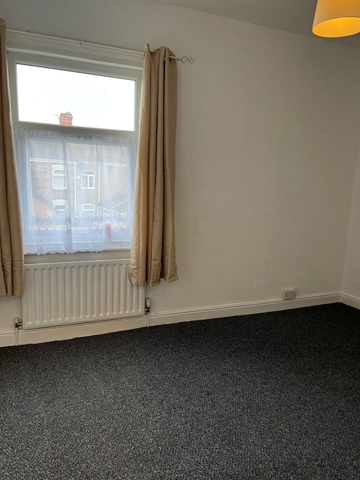 Grimsby 3 Bed Terraced House, Henry Street, DN31 To Rent Now for £