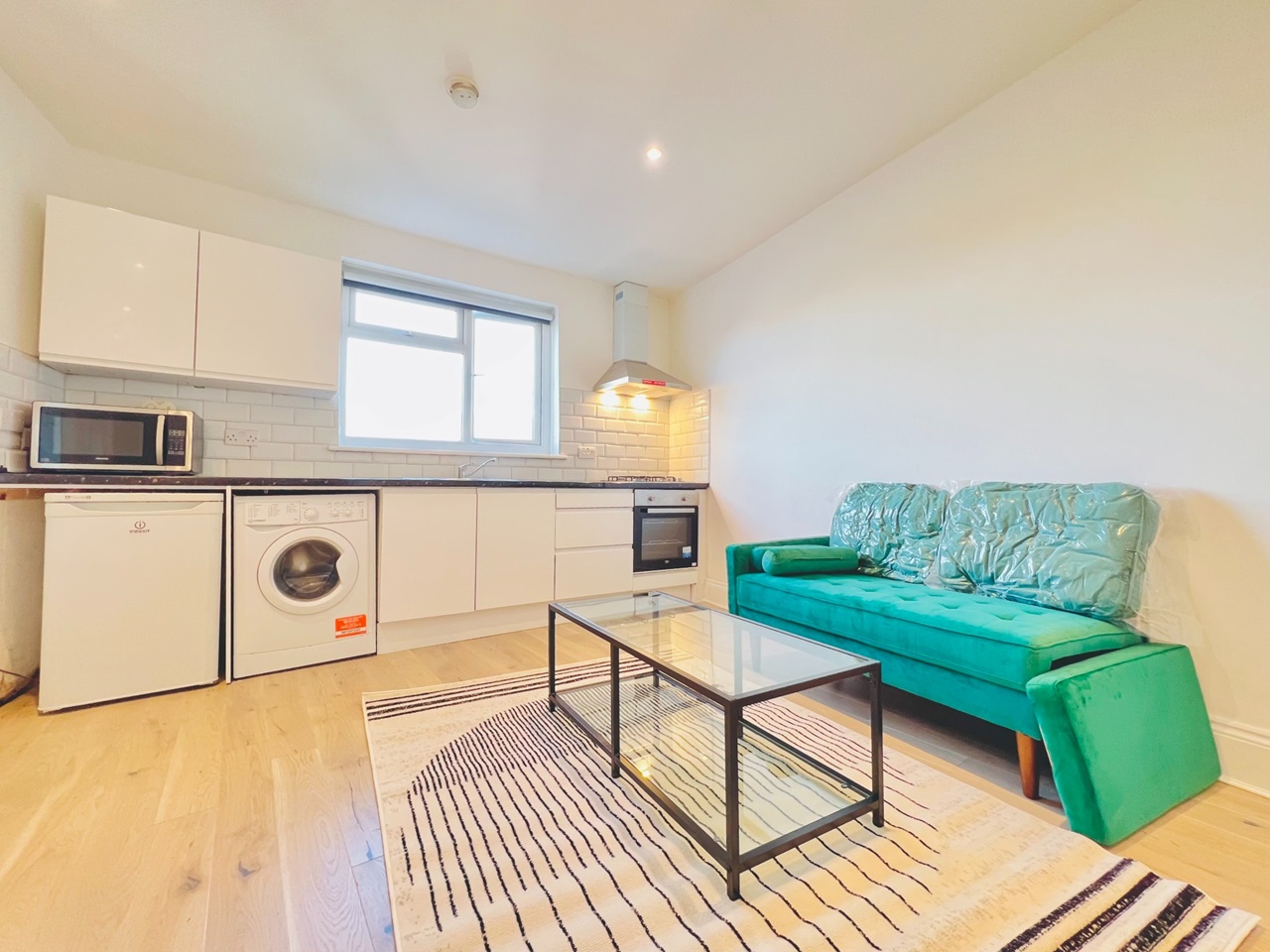 London 1 Bed Flat, Brixton Hill, SW2 To Rent Now for £1,550.00 p/m