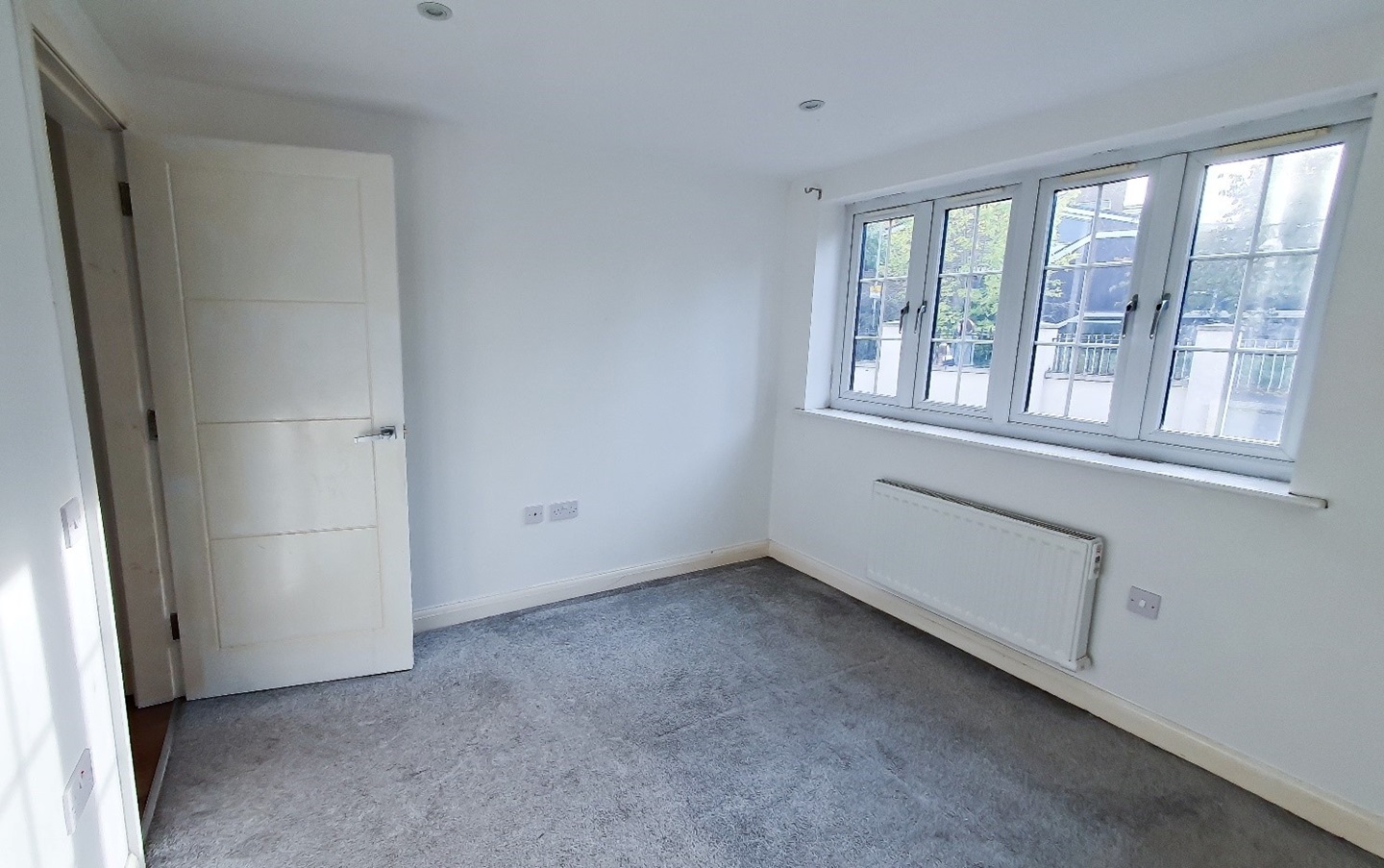 Leicester 1 Bed Flat, Knighton Lane, LE2 To Rent Now for £750.00 p/m