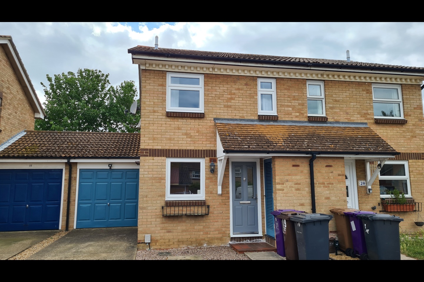 Baldock 2 Bed SemiDetached House, Rye Gardens, SG7 To Rent Now for