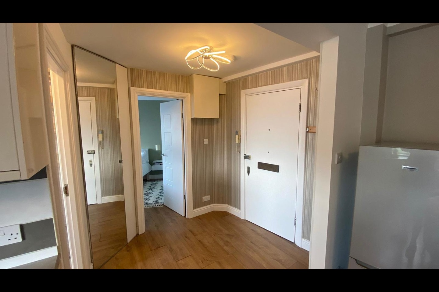 London 1 Bed Flat, Ashford Court, NW2 To Rent Now for £1,750.00 p/m