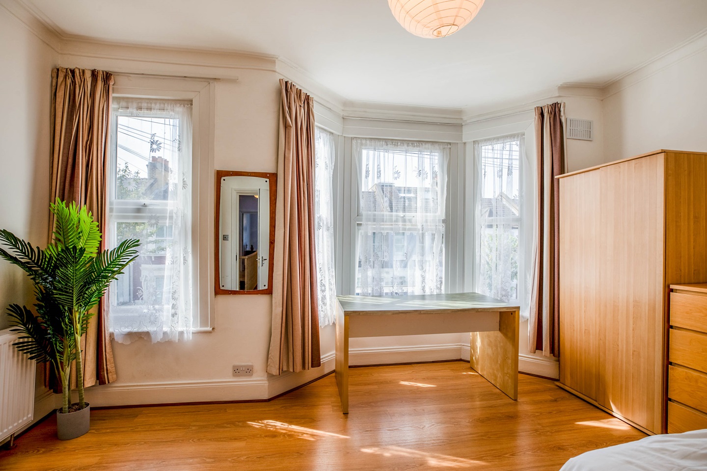 Tooting Broadway 5 Bed Terraced House, Letchworth Street, SW17 To