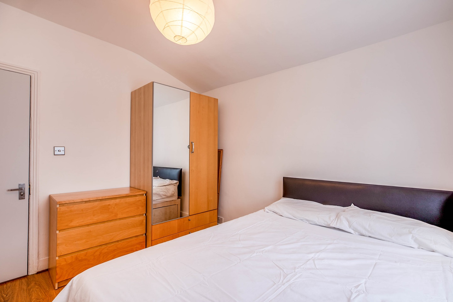 Tooting Broadway 5 Bed Terraced House, Letchworth Street, SW17 To