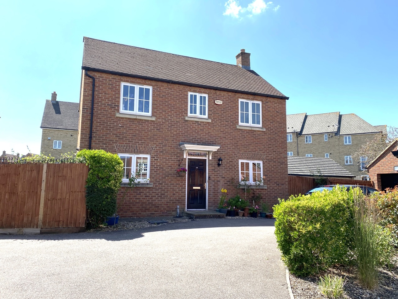 Oxley Park, Milton Keynes 3 Bed Detached House, Lockwood Chase, MK4