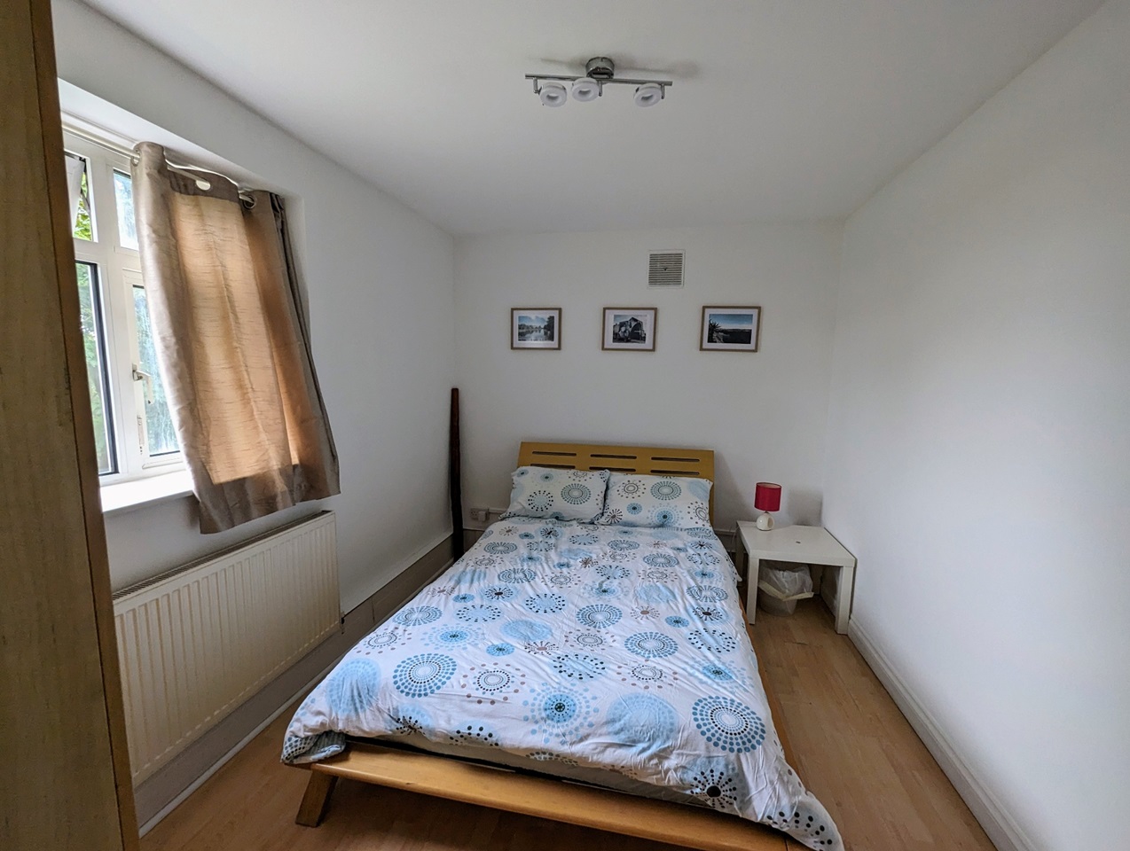 London 2 Bed Flat, Markfield House, N15 To Rent Now for £1,800.00 p/m