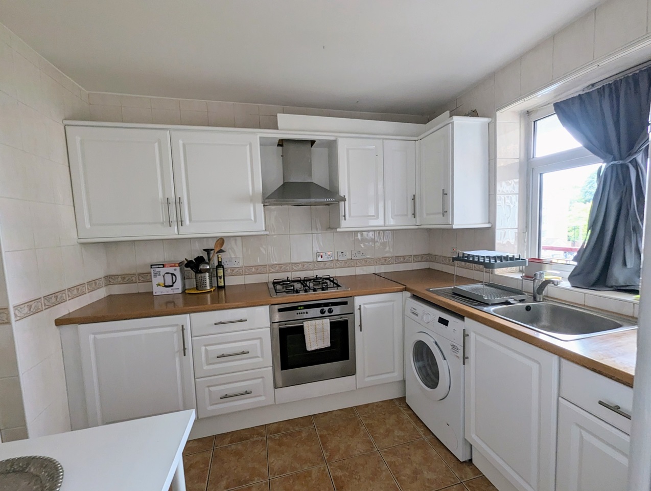 London 2 Bed Flat, Markfield House, N15 To Rent Now for £1,800.00 p/m